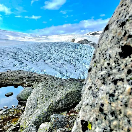 Tungestolen אכסניה Veitastrond