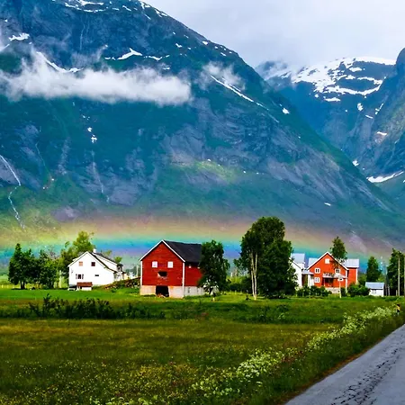 אכסניה Tungestolen Veitastrond